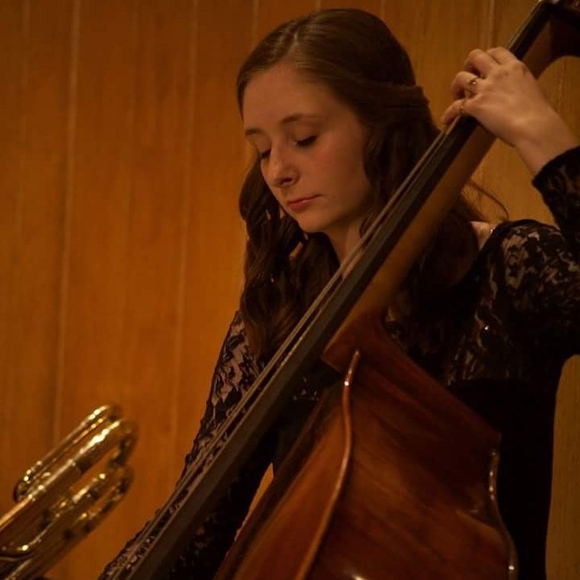 Meet your Posher, Anna - Picture 1 of 1